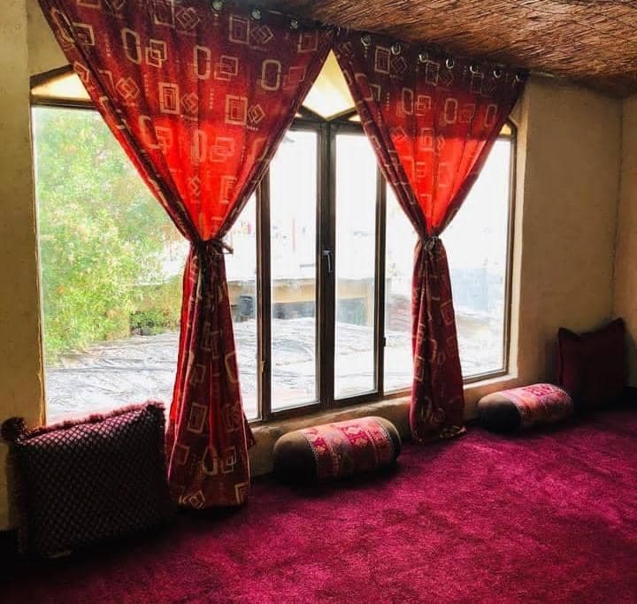 سفره خانه سنتی باغ شیس در بندر کنگان