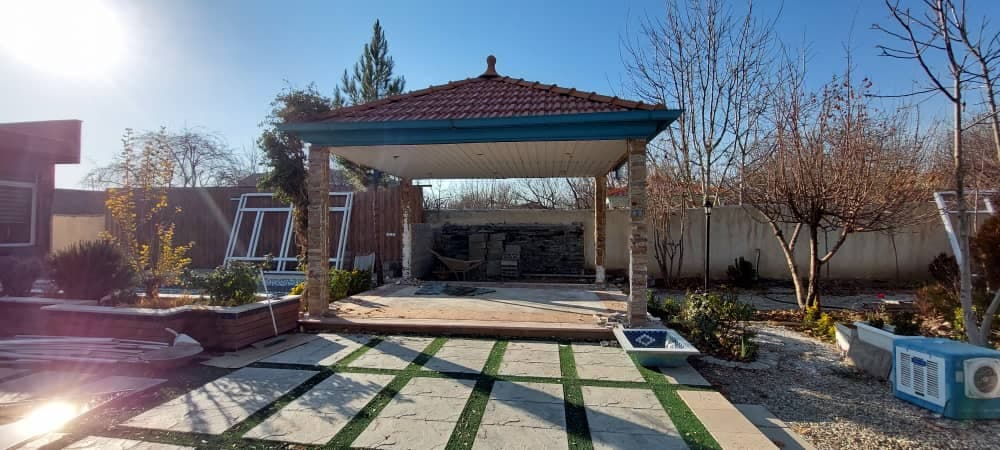 اجرای سقف شیروانی و اسکلت فلزی و جوشکاری بام آرا در کرج