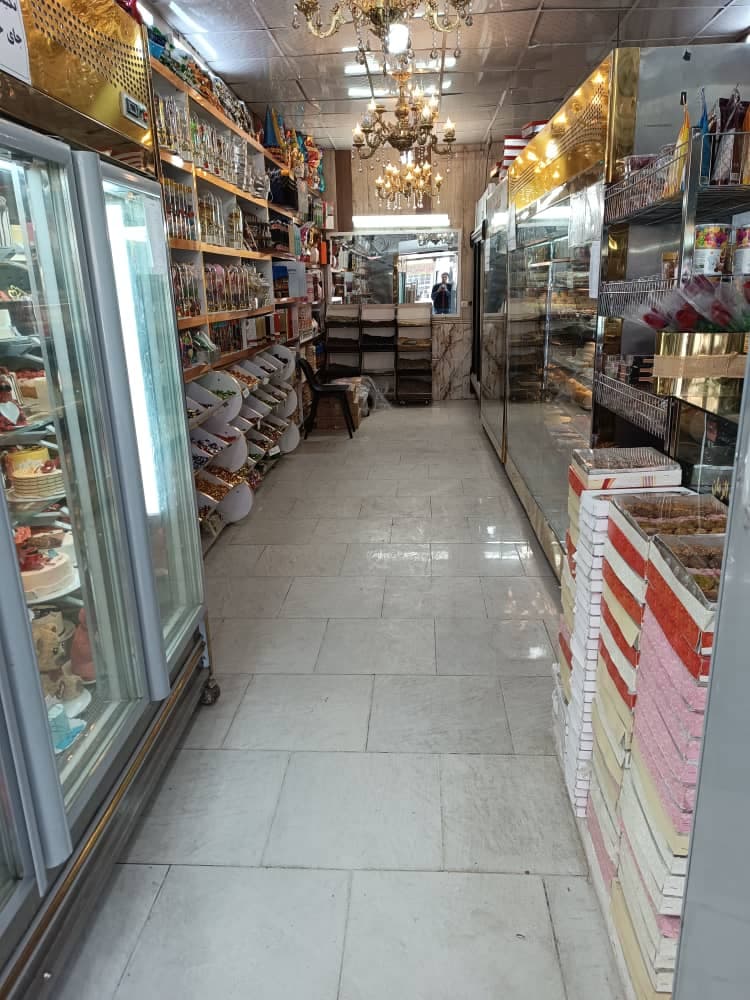 شیرینی و آبمیوه نانک جاودانی در مشهد