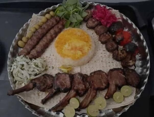 کباب سرای ایل بختیاری در شهرضا
