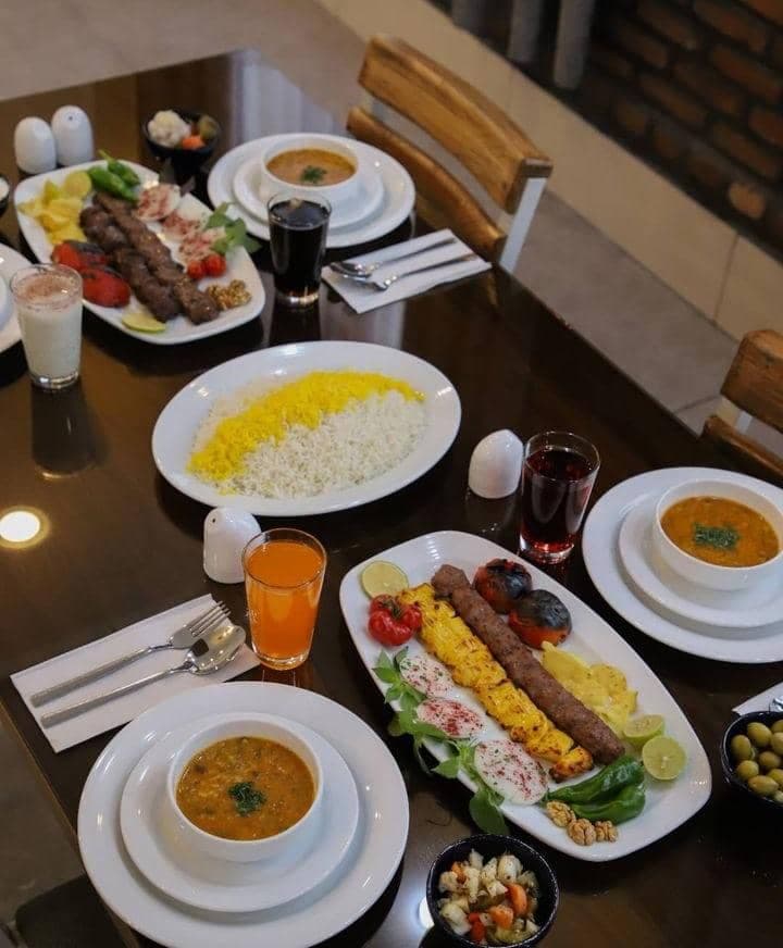 مجموعه گردشگری و رستوران سارای در خلخال