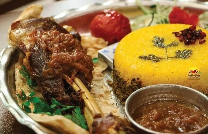 مجتمع گردشگری و رستوران قصر چوبی بفرا در خلخال