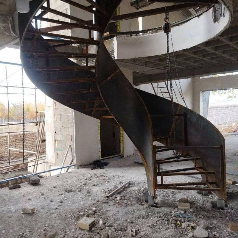 مونتاژ و نصب سازه های فلزی صنعتی و ساختمانی اترک جوش در مشهد