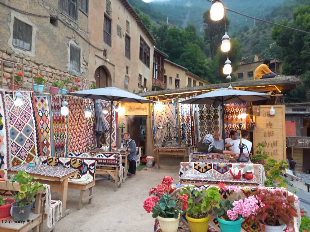 سفره خانه سنتی باران در ماسوله