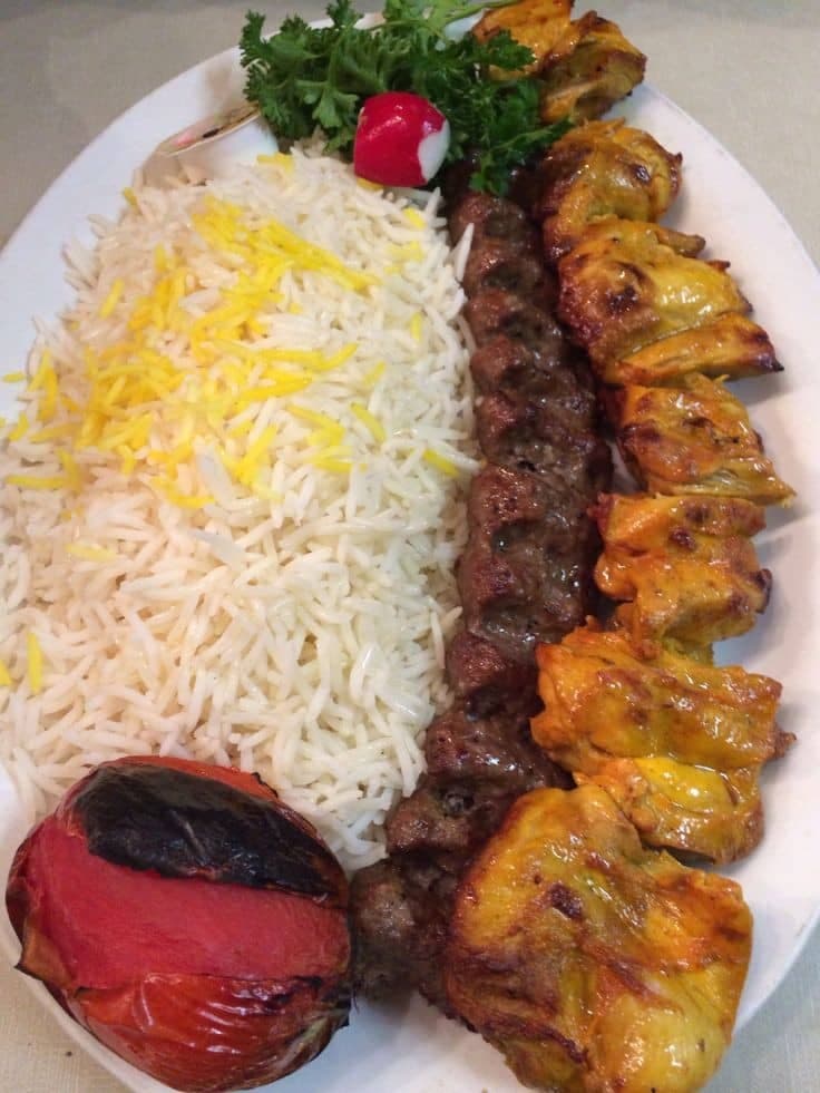 کترینگ ارغوان در ارومیه