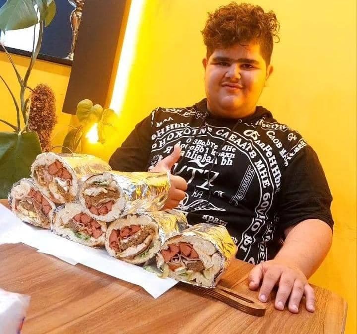 فست فود کادی در جم