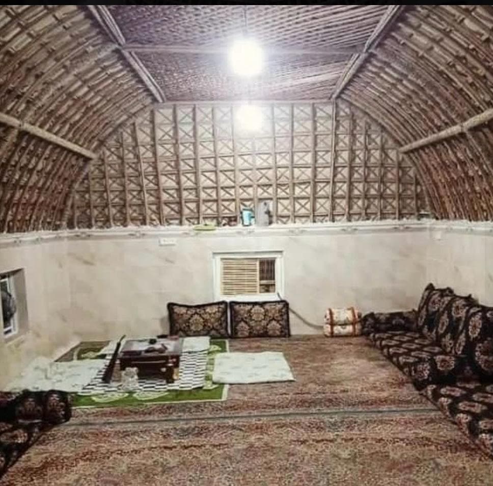 ساخت آلاچیق سنتی منصور آزادی در بندرعباس