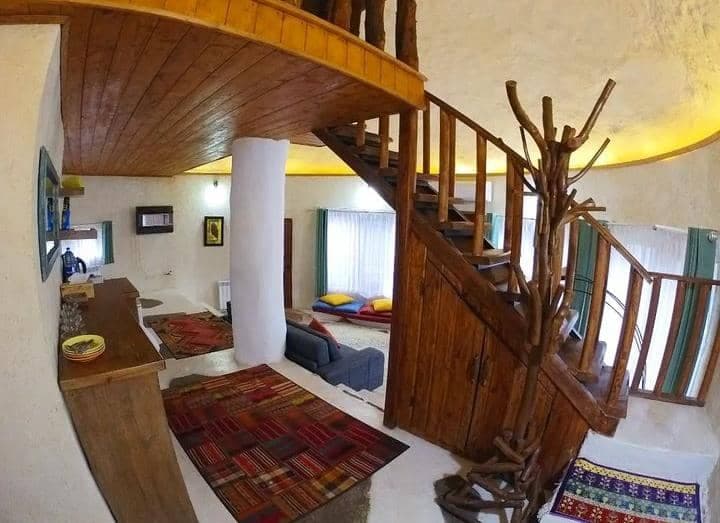 اقامتگاه یارا در تنکابن