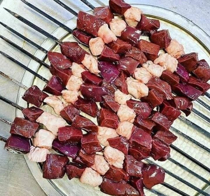 کبابی نمونه در چناران