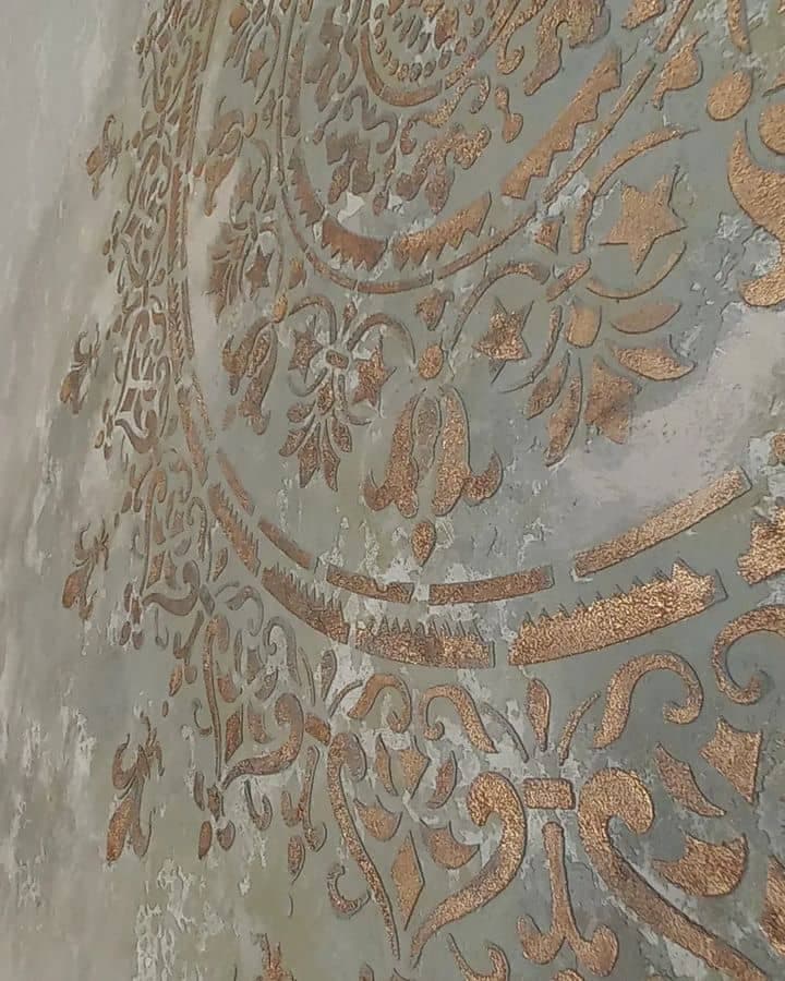 طراحی و اجرای نقاشی ساختمان و پتینه کاری گروه اندیشه در مهاباد