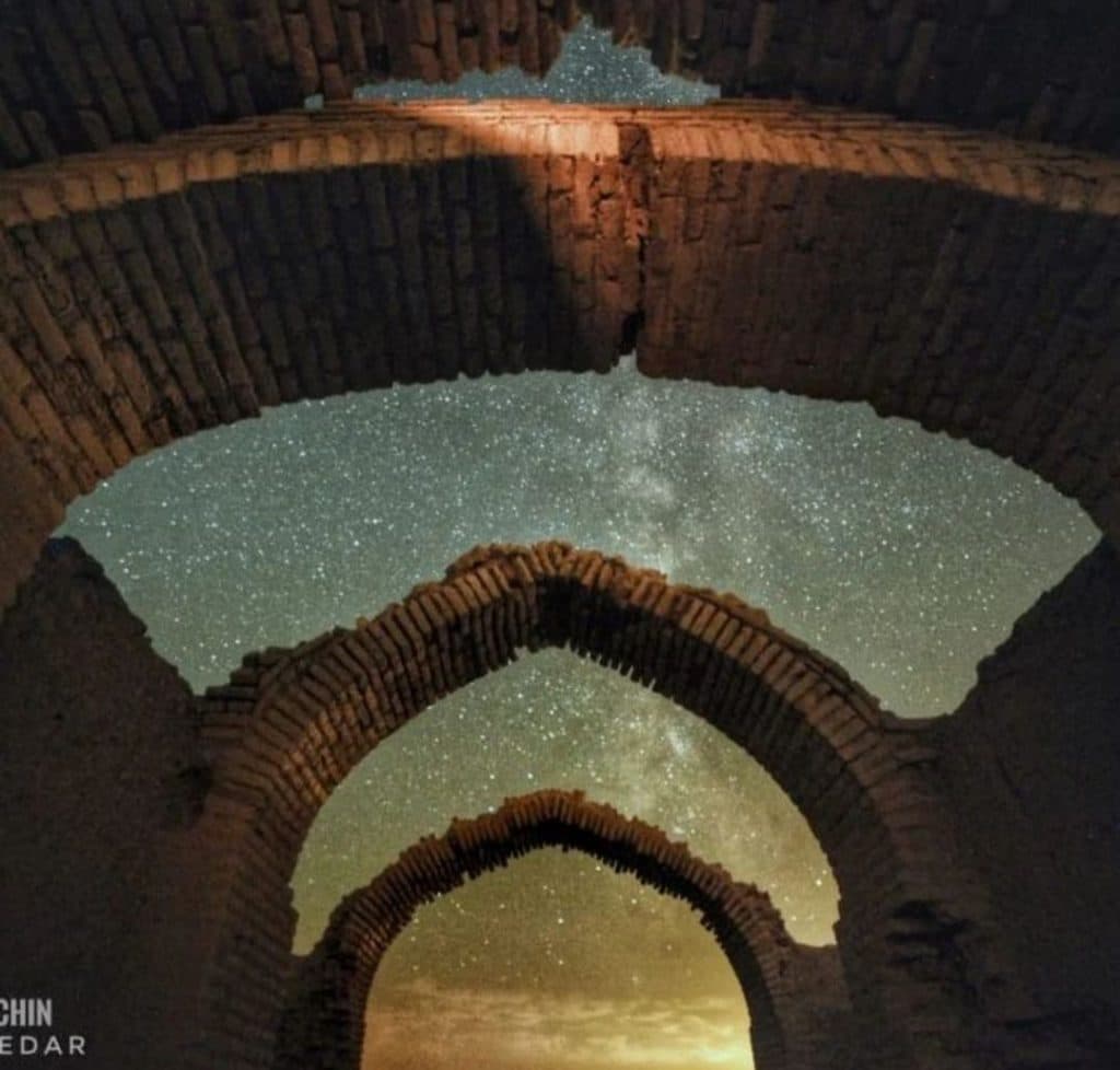 اقامتگاه دیر گچین در قم