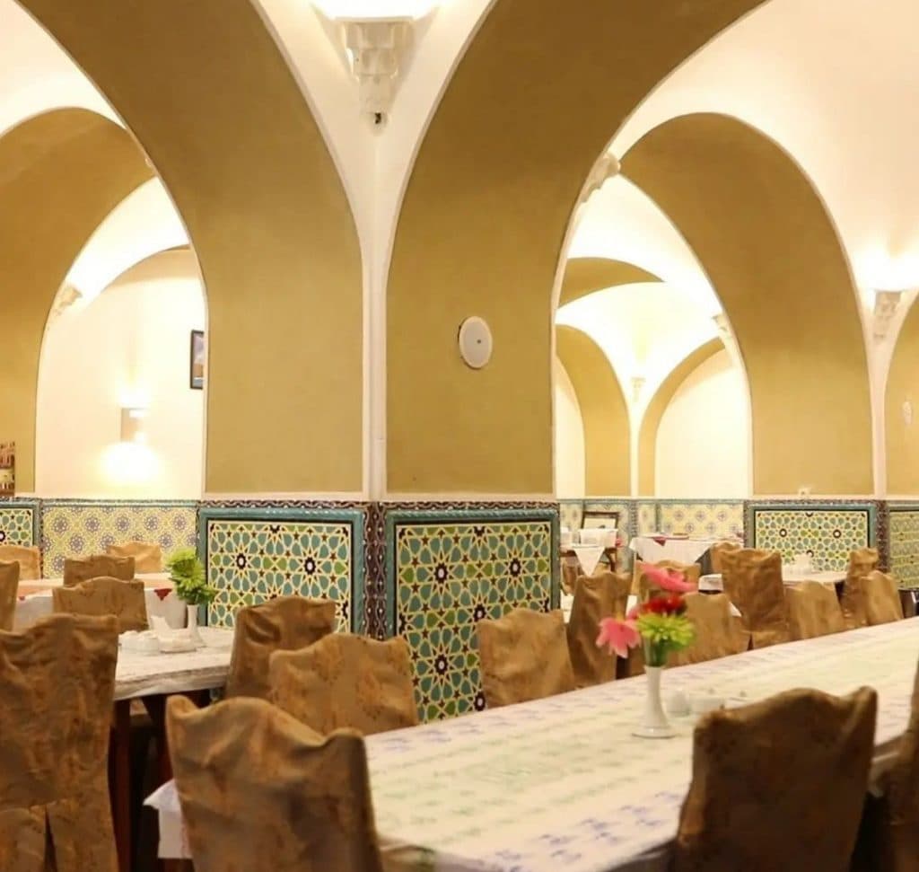 هتل کاروانسرای مشیر در یزد