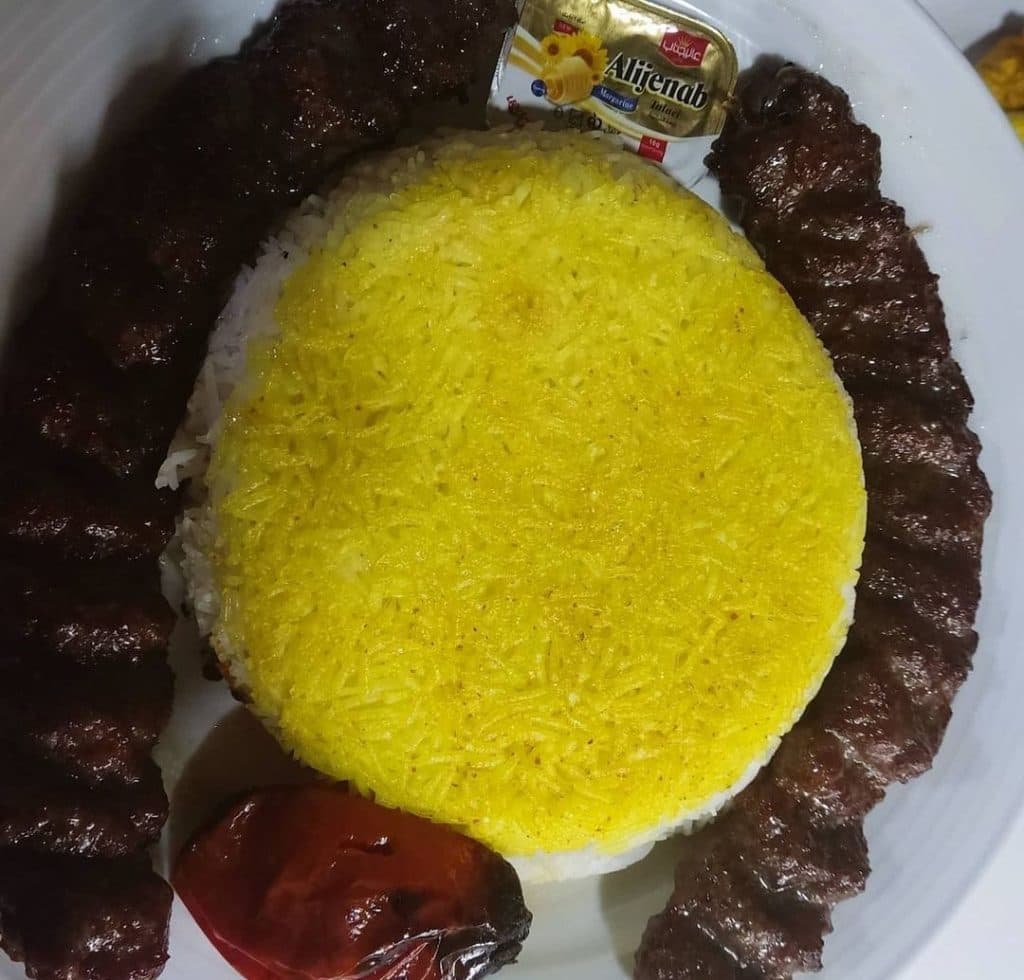 آشپزخانه گیلنار در گلسار رشت