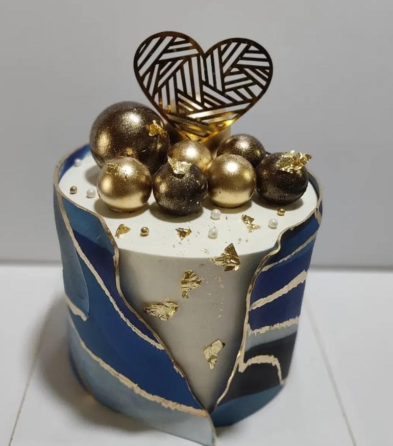 شیرینی سرای سالوت در اراک