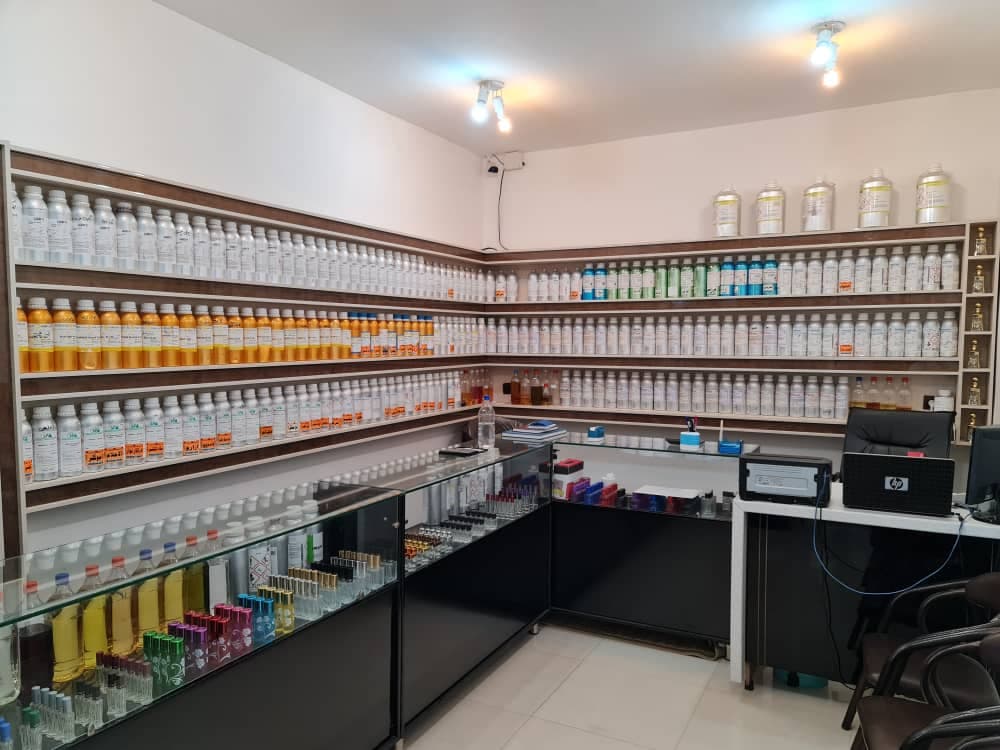 فروشگاه عطر سوئیس سنجابی در کرمانشاه