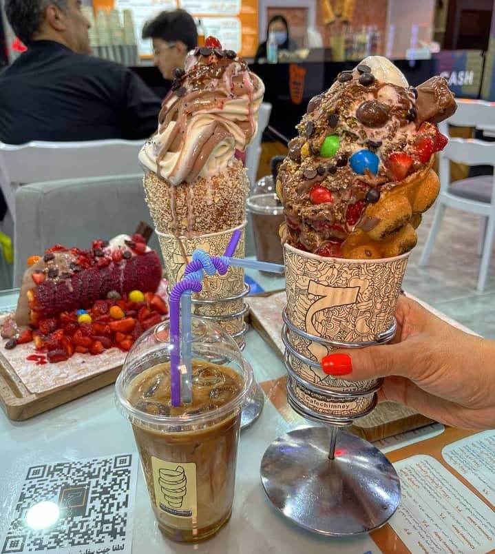 کافه بستنی افلاطون در بجنورد