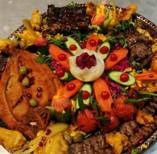 آشپزخانه و کترینگ ۹۰ در چالوس