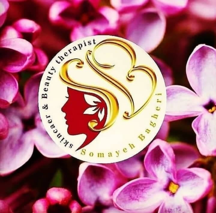پاکسازی پوست سمیه باقری در کرمان