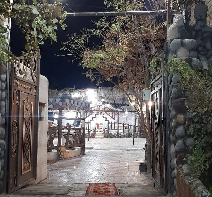 باغ و رستوران یاقوت در سیرجان