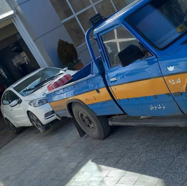 امداد خودرو و یدکش نوین در آتشگاه اصفهان