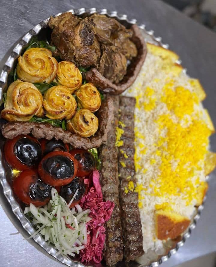 کافه رستوران مجلل در مشهد