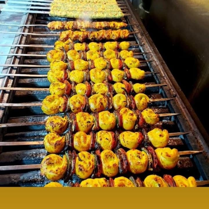 رستوران گلدشت بروجرد در آبادان