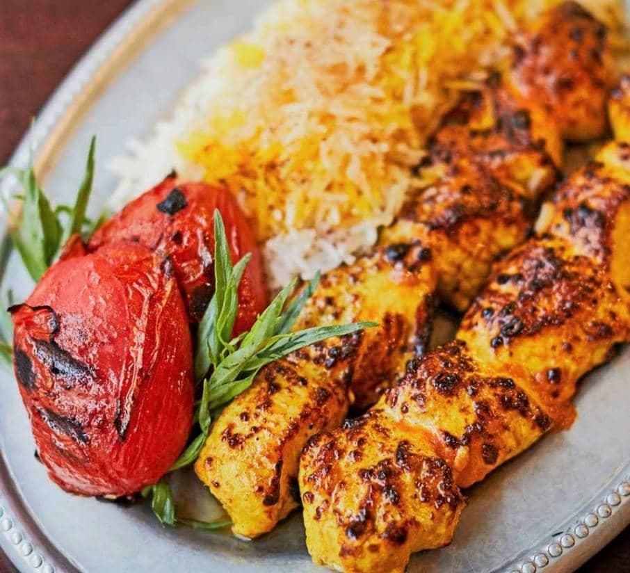 رستوران آبشار طلایی در کرمان