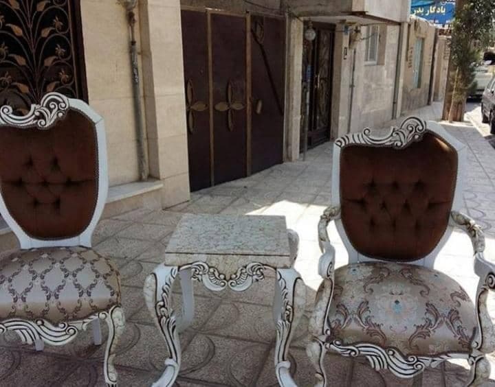 تولید و تعمیرات مبلمان یونیک در بروجرد