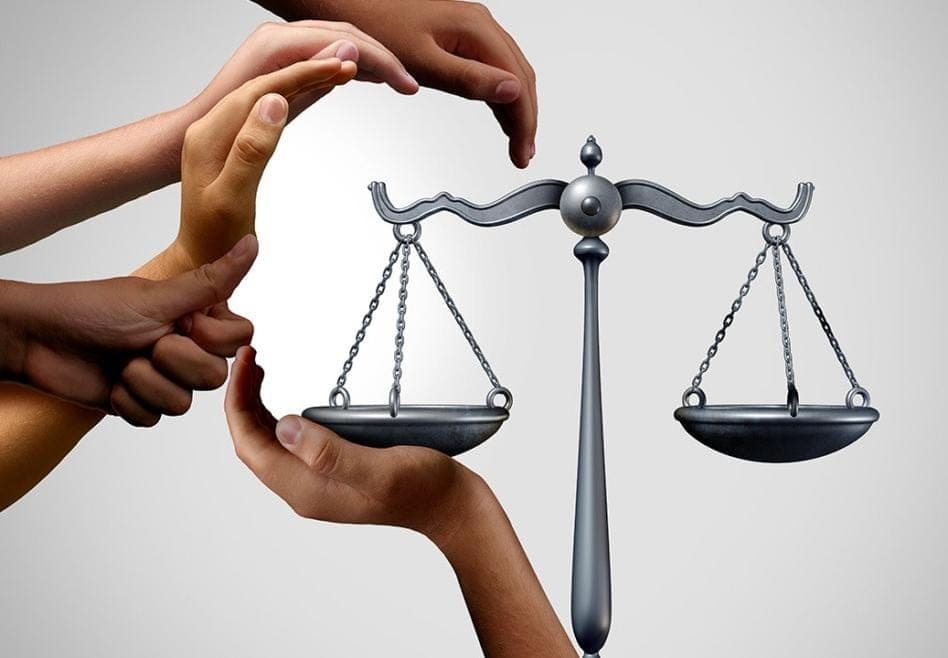 وکیل پایه یک دادگستری بهروز دادگر در کرمانشاه