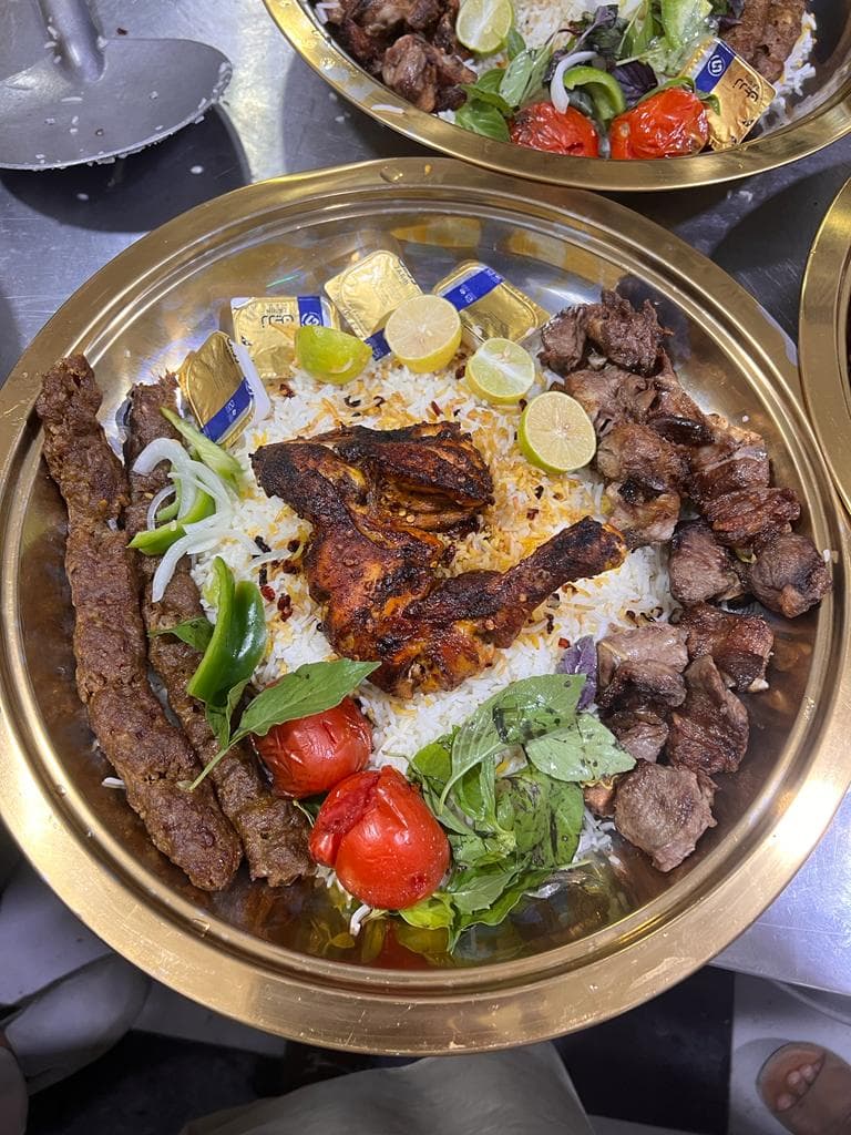 باغ رستوران سنتی منزلاب لانژ در زاهدان