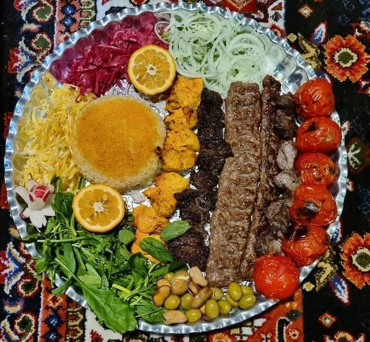 کباب بناب ساطوری آذربایجان در سیرجان