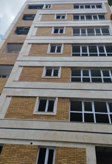 گروه صنعتی و تولیدی درب و پنجره upvc و شیشه سه جداره ویرا در همدان