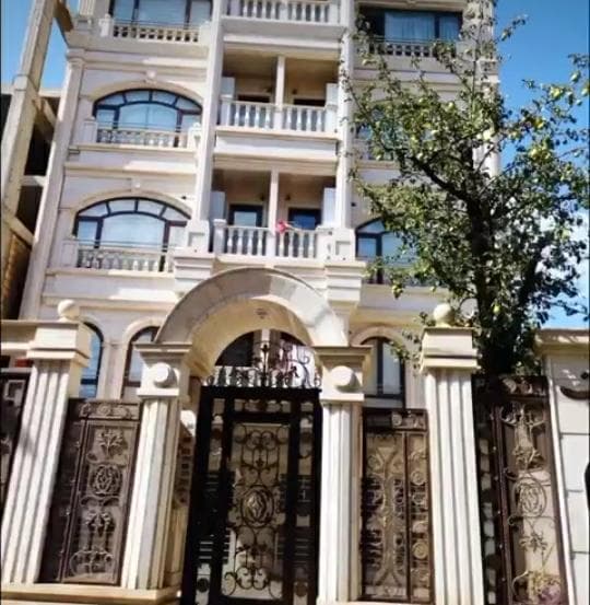 گروه صنعتی و تولیدی درب و پنجره upvc و شیشه سه جداره ویرا در همدان