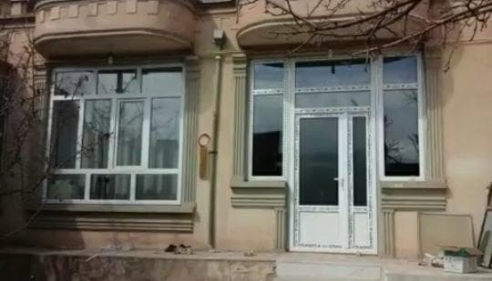 گروه صنعتی و تولیدی درب و پنجره upvc و شیشه سه جداره ویرا در همدان