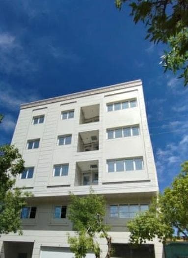 گروه صنعتی و تولیدی درب و پنجره upvc و شیشه سه جداره ویرا در همدان