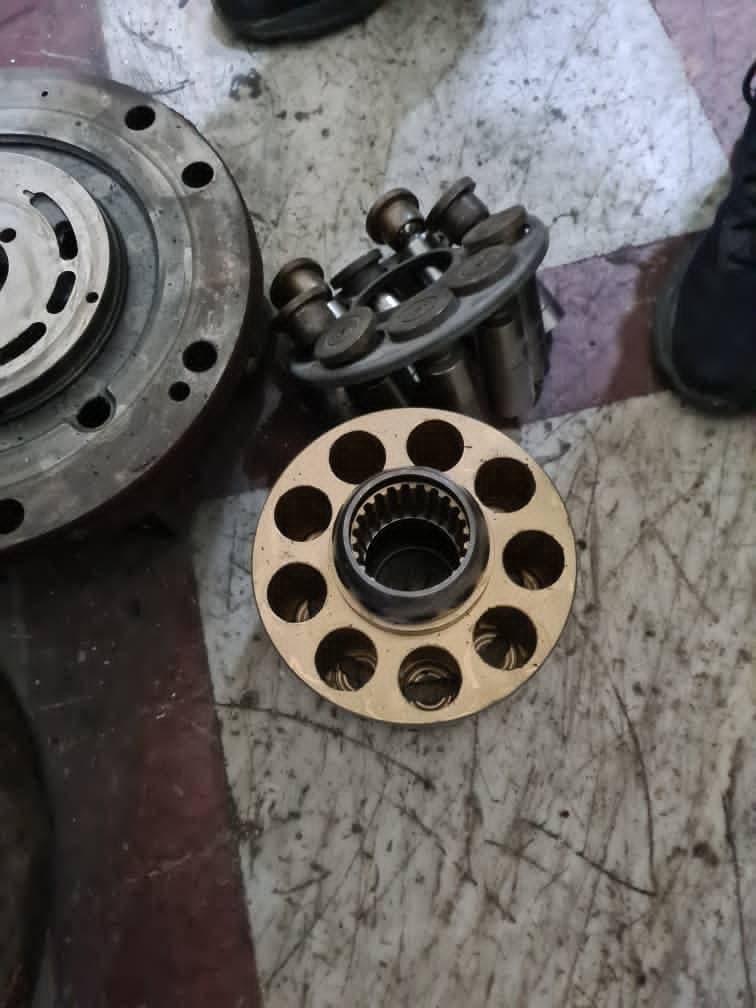 کارگاه مکانیکی ماشین آلات راهسازی و ژنراتور عزیزی در شهرکرد چهارمحال بختیاری