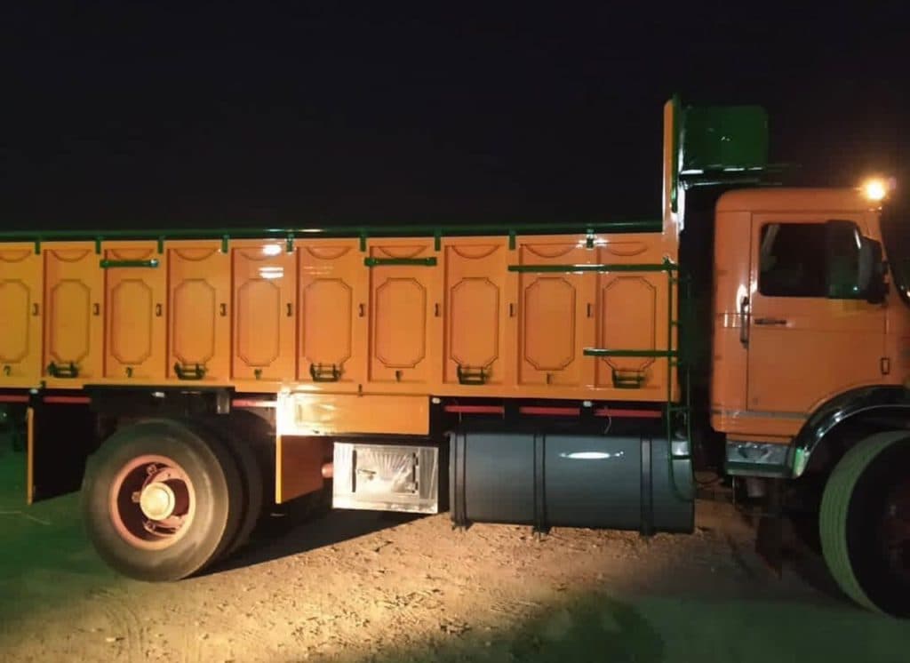 ساخت اتاق کامیون باری و کمپرس فسا فلز فارس در فسا فارس