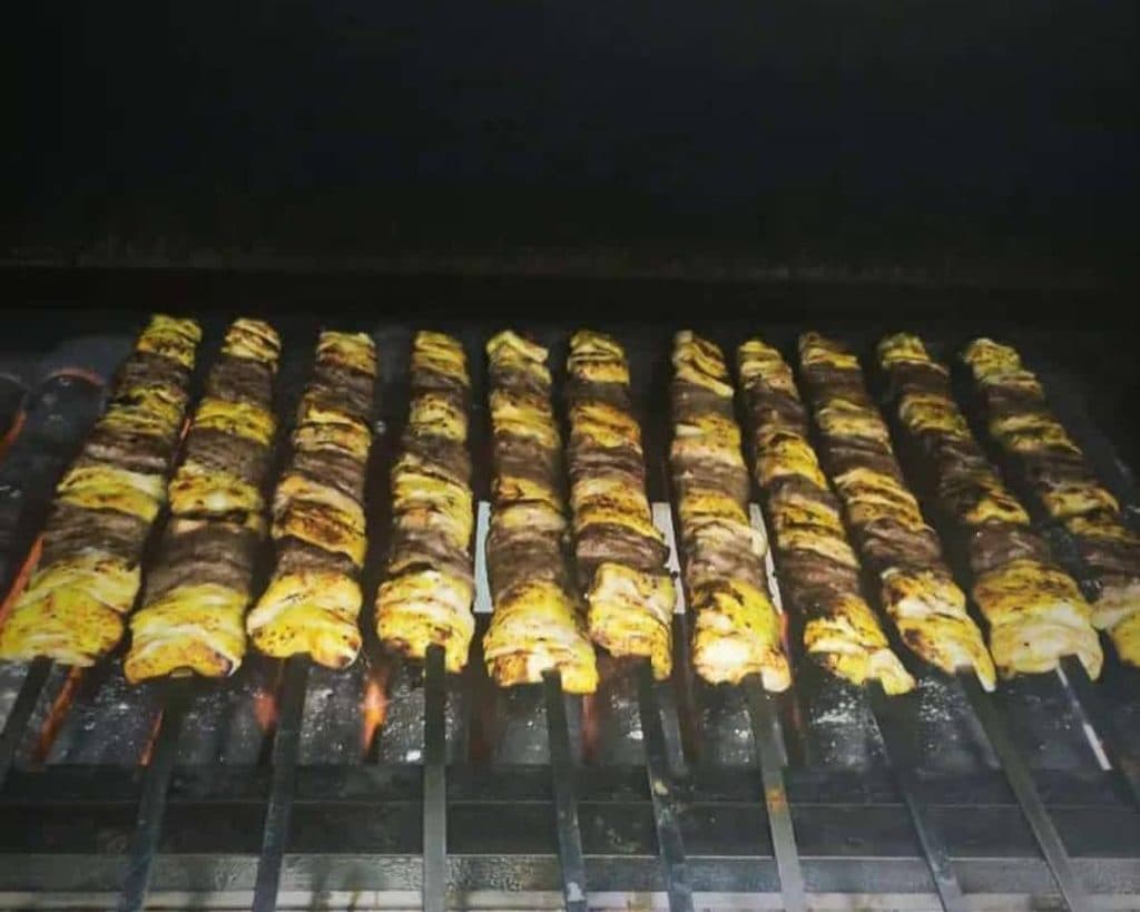 آشپزخانه بابابزرگ پونک در زنجان