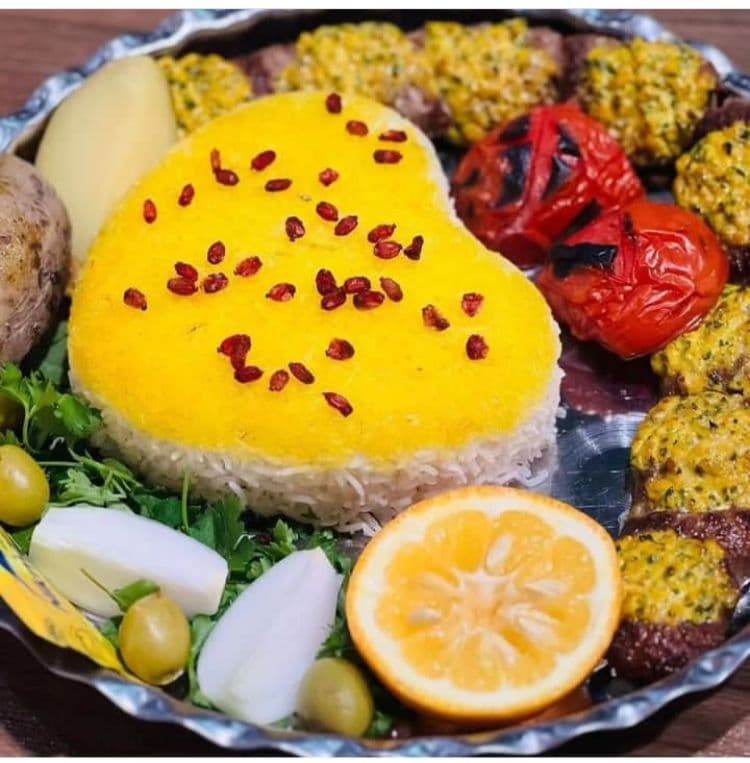آشپزخانه مرکزی قازن در گلستان