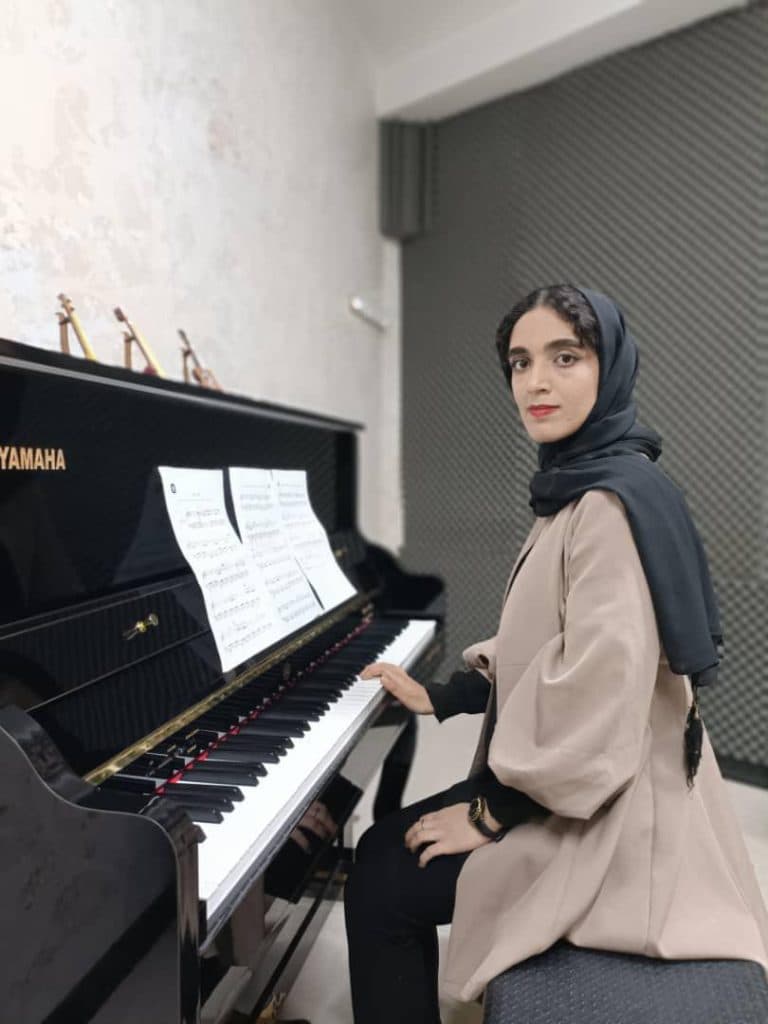 آموزشگاه موسیقی عرفان در شهر ری