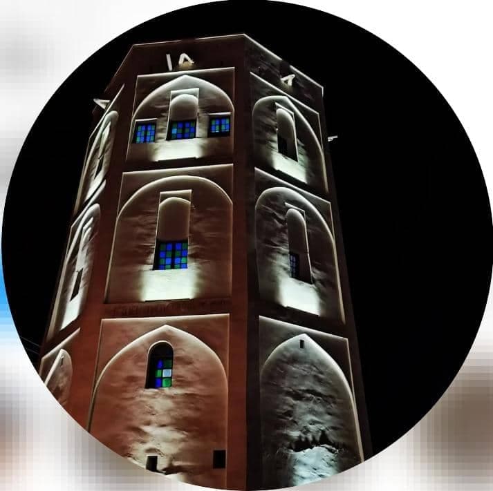 کافه و سفره خانه سنتی قلعه در خورموج
