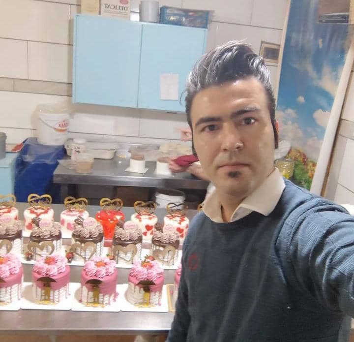 شیرینی سرای سالوت در اراک