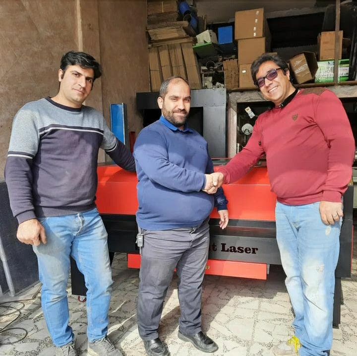 تولید دستگاه لیزر برش و حکاکی فلزات و غیر فلزات نوین کات در اصفهان