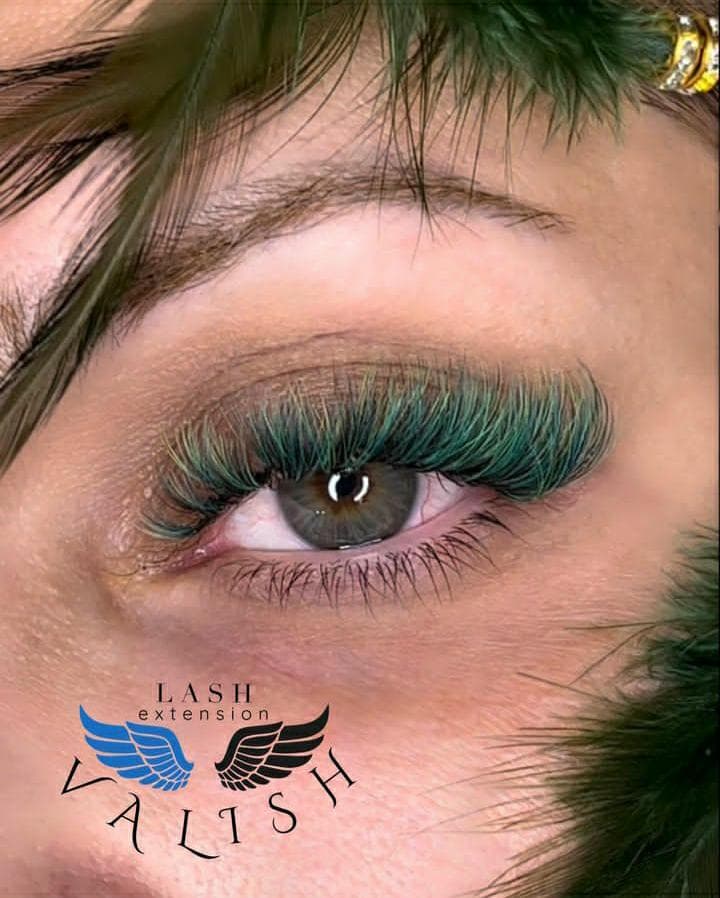 آموزش و خدمات تخصصی اکستنشن مژه و فیشال پوست شقایق مرادی در ارم شیراز