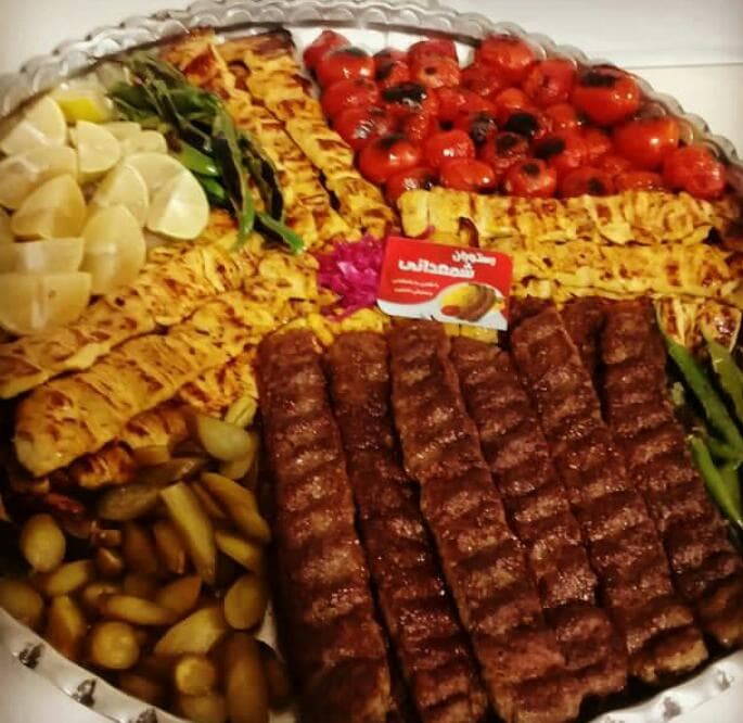 رستوران افرا در سنقر کرمانشاه