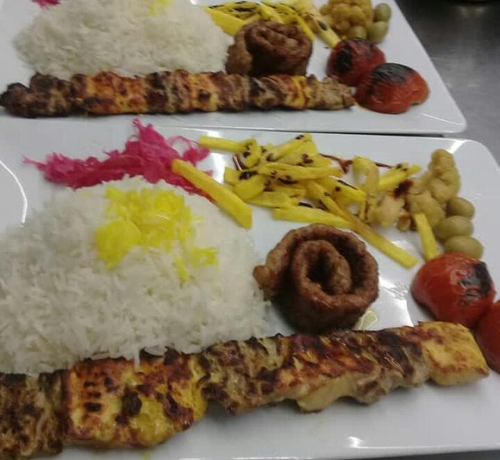 رستوران افرا در سنقر کرمانشاه