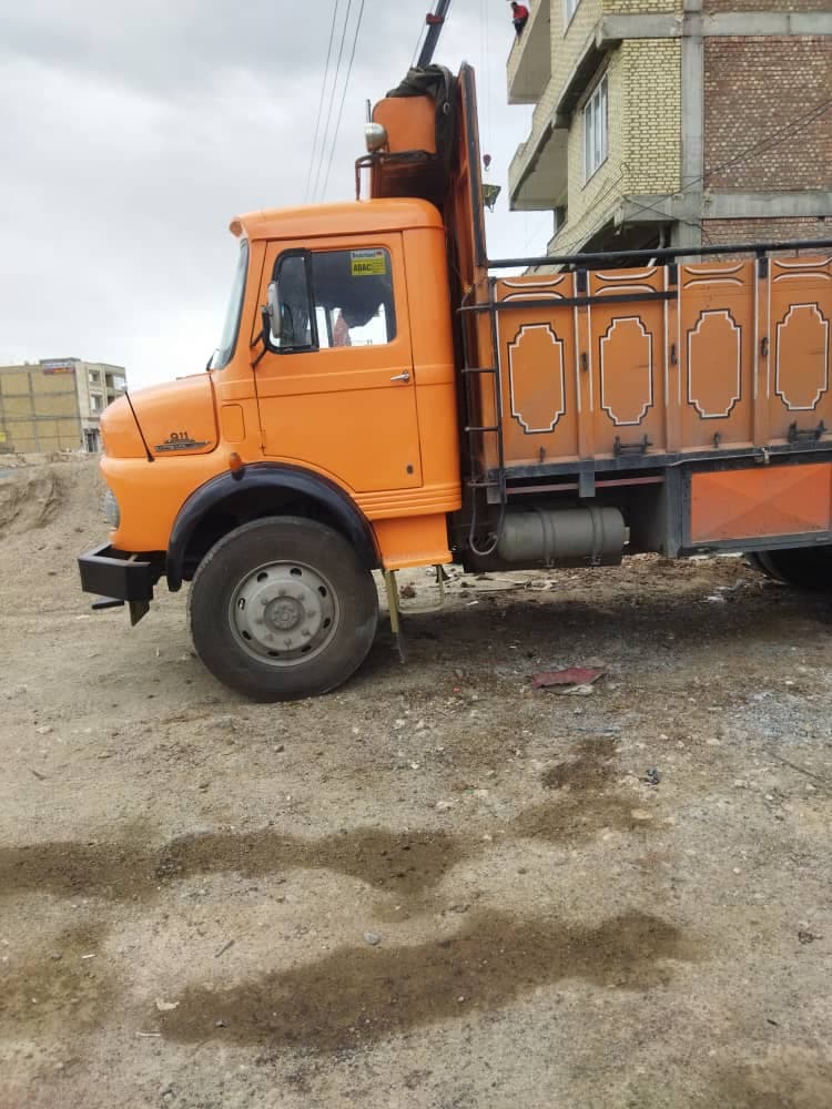 صافکاری و نقاشی ماشین سنگین مرسدس بنز محمدی در بوکان