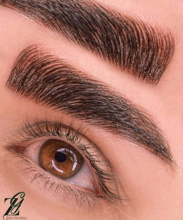 خدمات و آموزش فوق تخصصی میکروبلیدینگ و فیبروز زهرا قنبری در تبریز