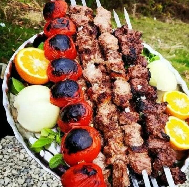 رستوران دایی مقدم در لشت نشا گیلان