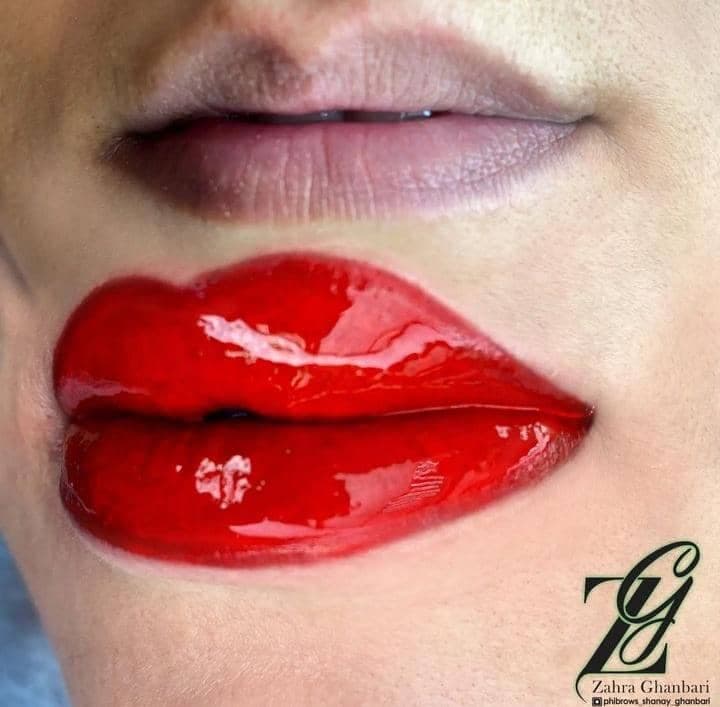 خدمات و آموزش فوق تخصصی میکروبلیدینگ و فیبروز زهرا قنبری در تبریز